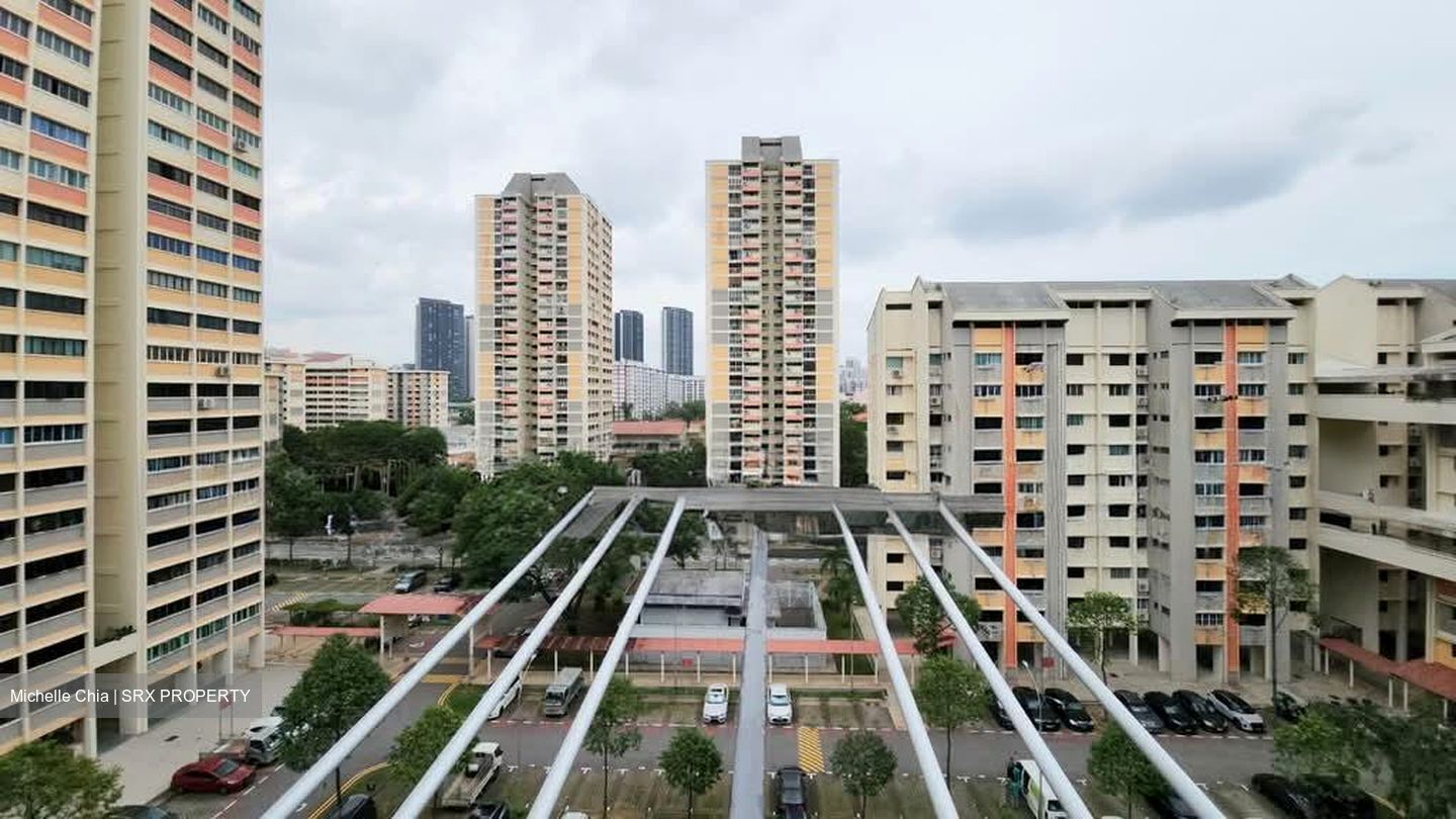 Blk 715 Clementi West Street 2 (Clementi), HDB Executive #568069841